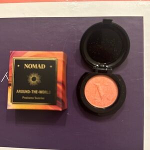 Nomad around the world eyeshadow